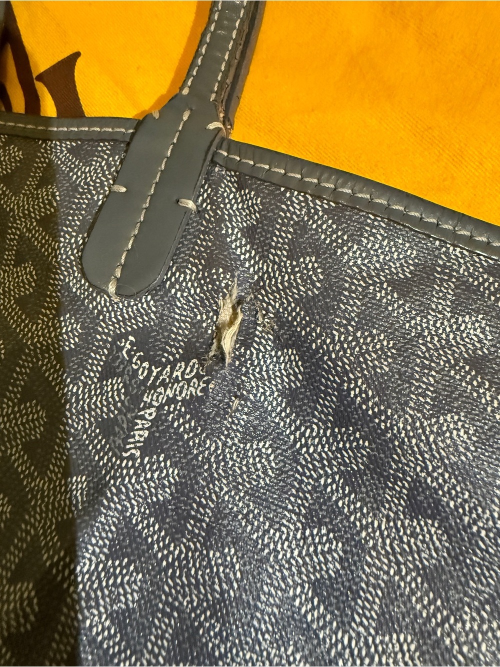 Goyard St. Louis GM Tote – 2013 | One Owner | Original Dust Bag Included - Picture 3 of 12